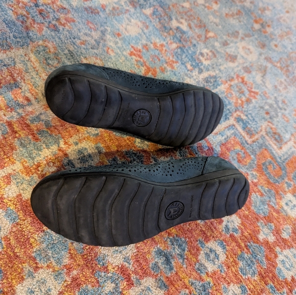 Mephisto Women's 8 Elsie Perf Perferated Ballet Flats Leather Blue - Picture 9 of 9